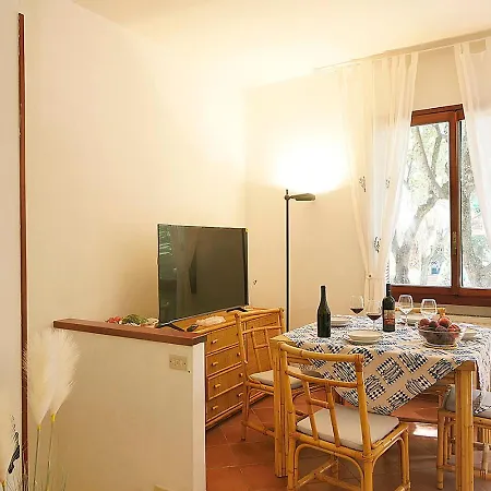 Casa Brezza Marina Apartment *